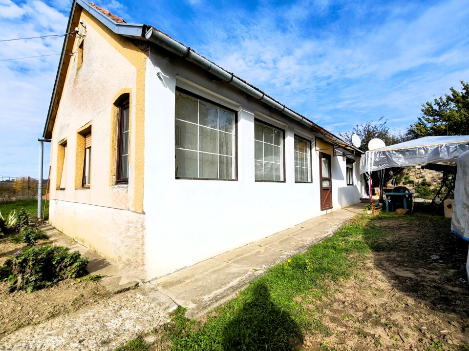 For sale house, Szalatnak