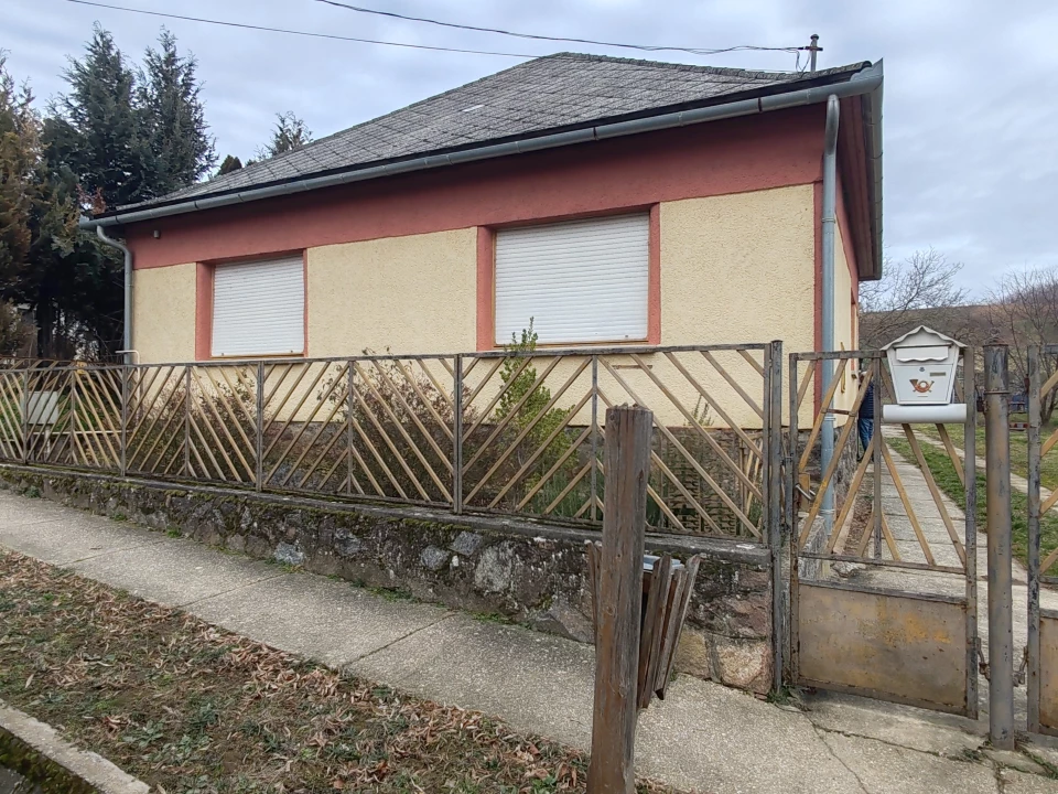 For sale house, Bonyhádvarasd