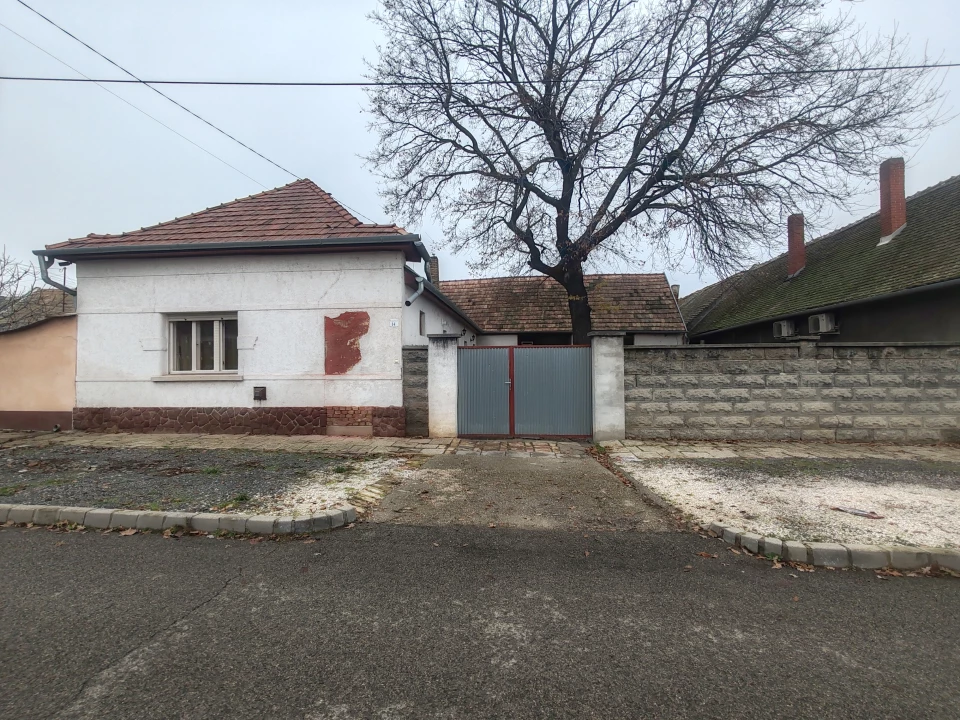 For sale house, Szekszárd