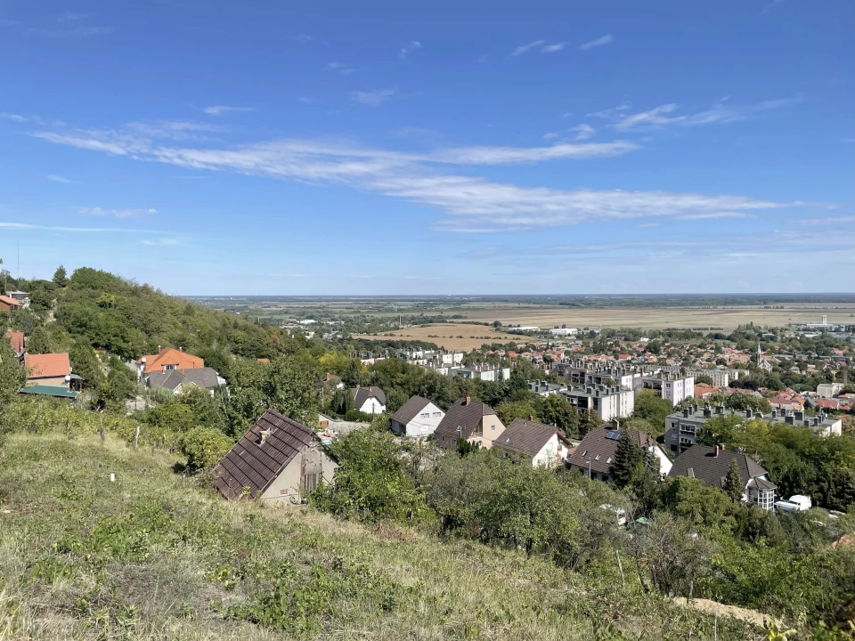 Eladó építési telek, Szekszárd