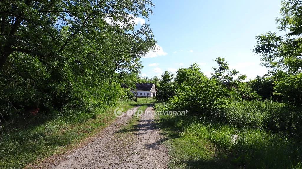 For sale building plot, Alsószentiván, Csendes