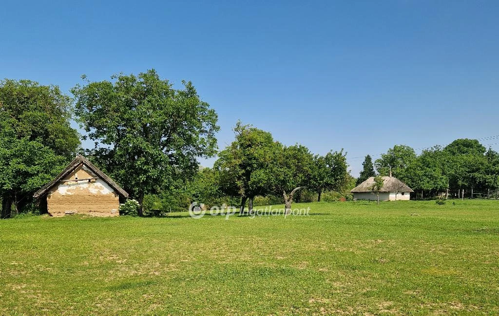 Eladó építési telek, Balatonberény, Külterület