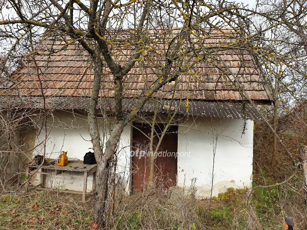 For sale building plot, Szabadhídvég, zártkert