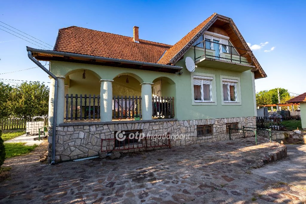 Eladó családi ház, Monostorapáti, Csendes