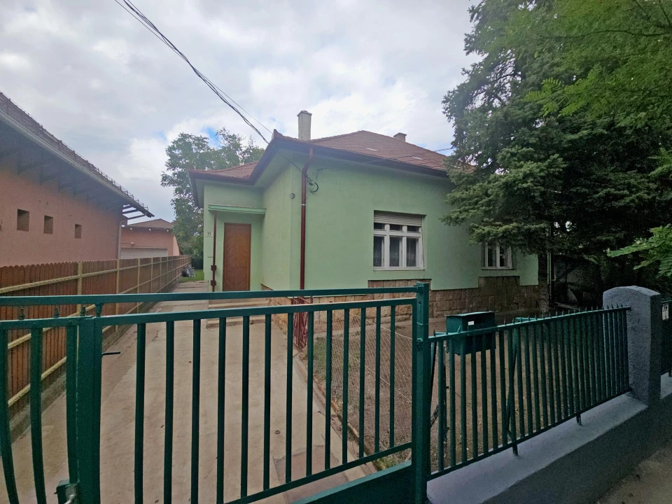 Eladó családi ház, Budapest XVIII. kerület, Szatmárnémeti utca 14