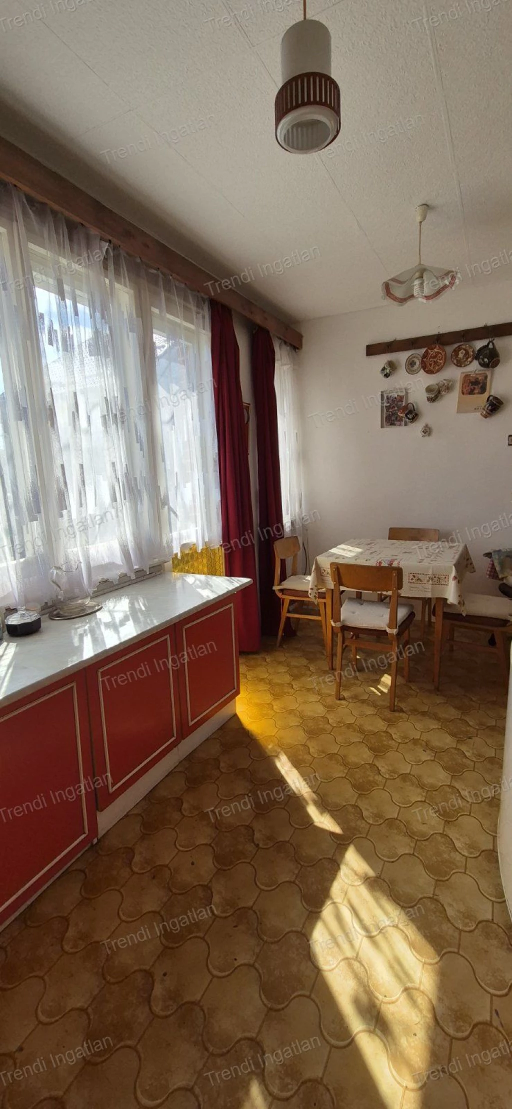 5 szobás családi ház eladó