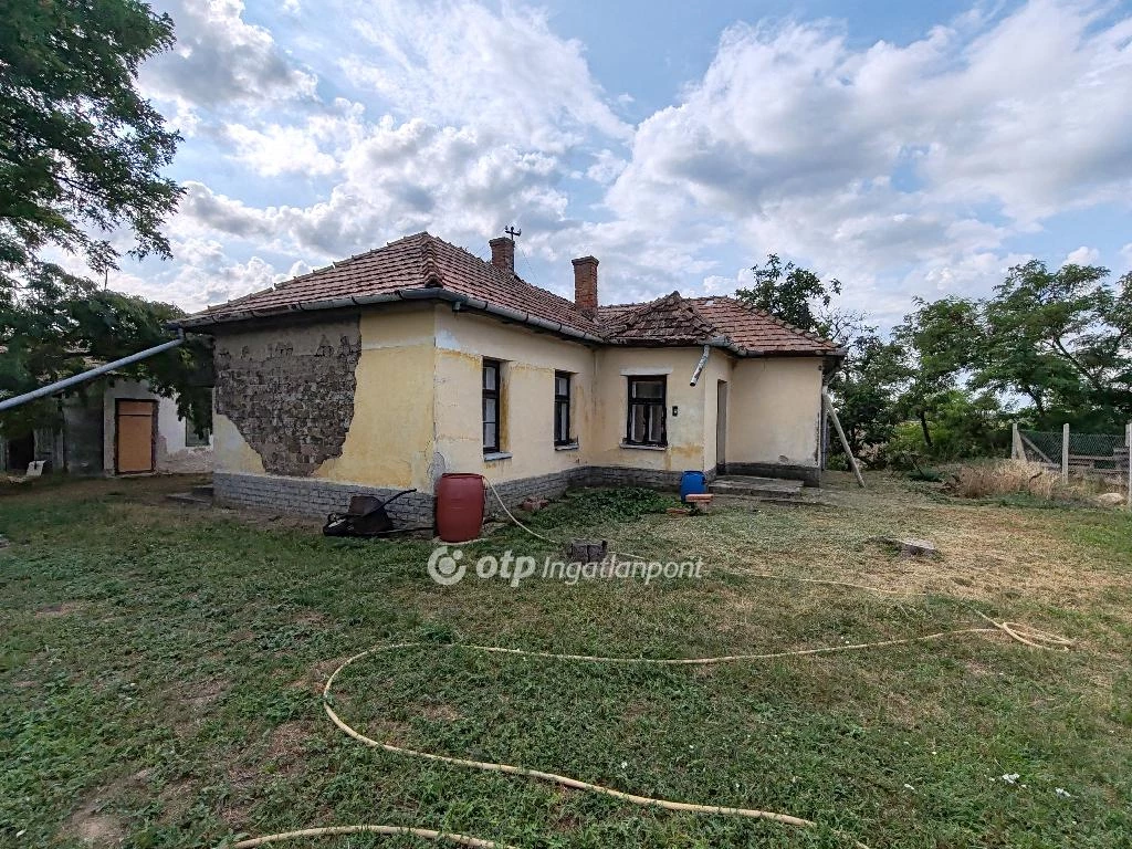 For sale house, Rákóczifalva