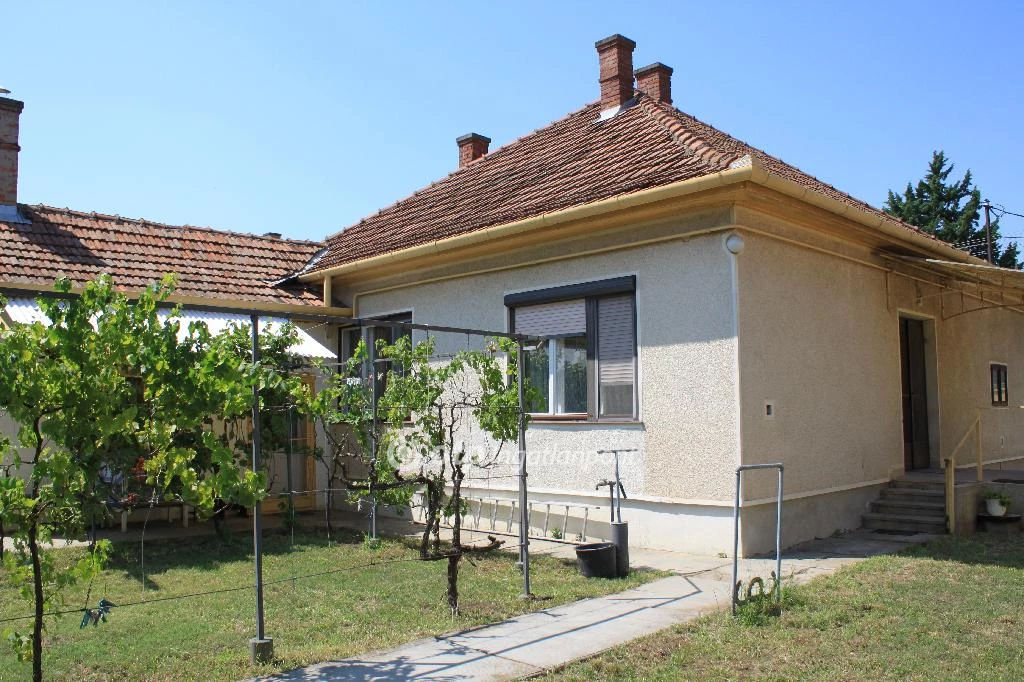 For sale house, Mezőberény