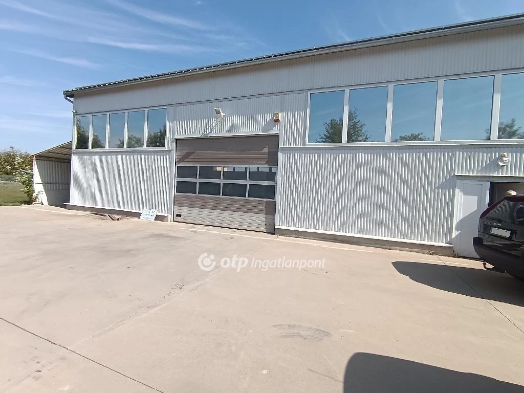 For sale factory building, Gyomaendrőd