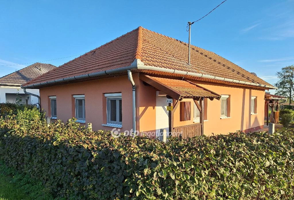 For sale house, Tiszaszentimre