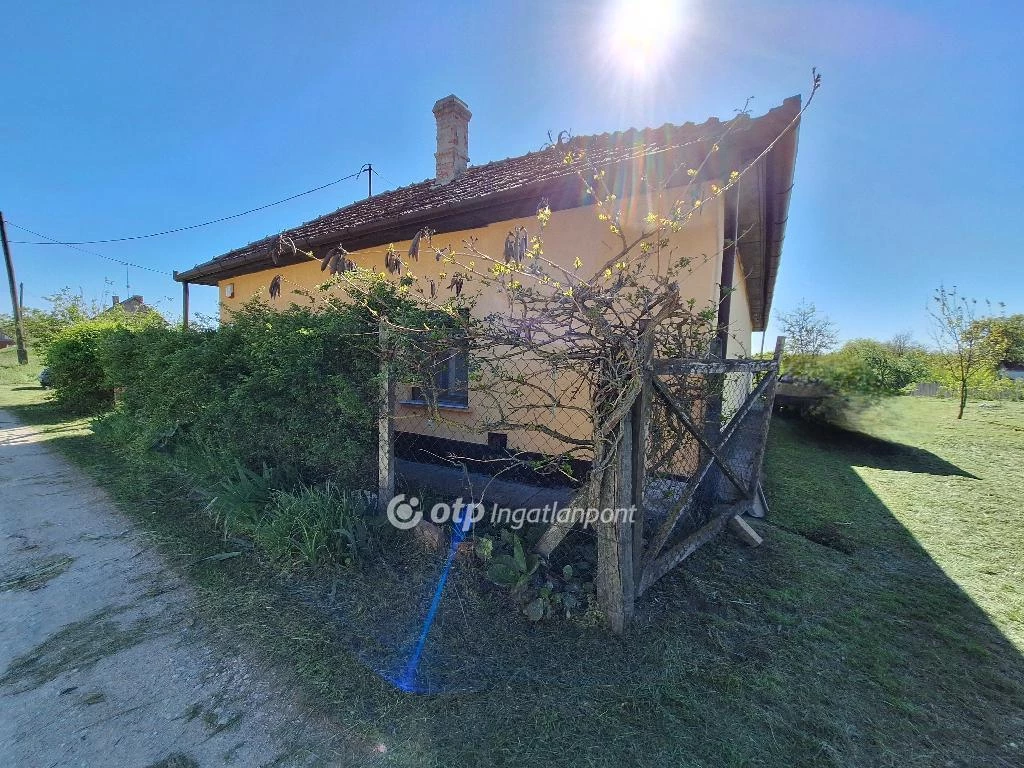 Eladó Ház, Tiszaszentimre
