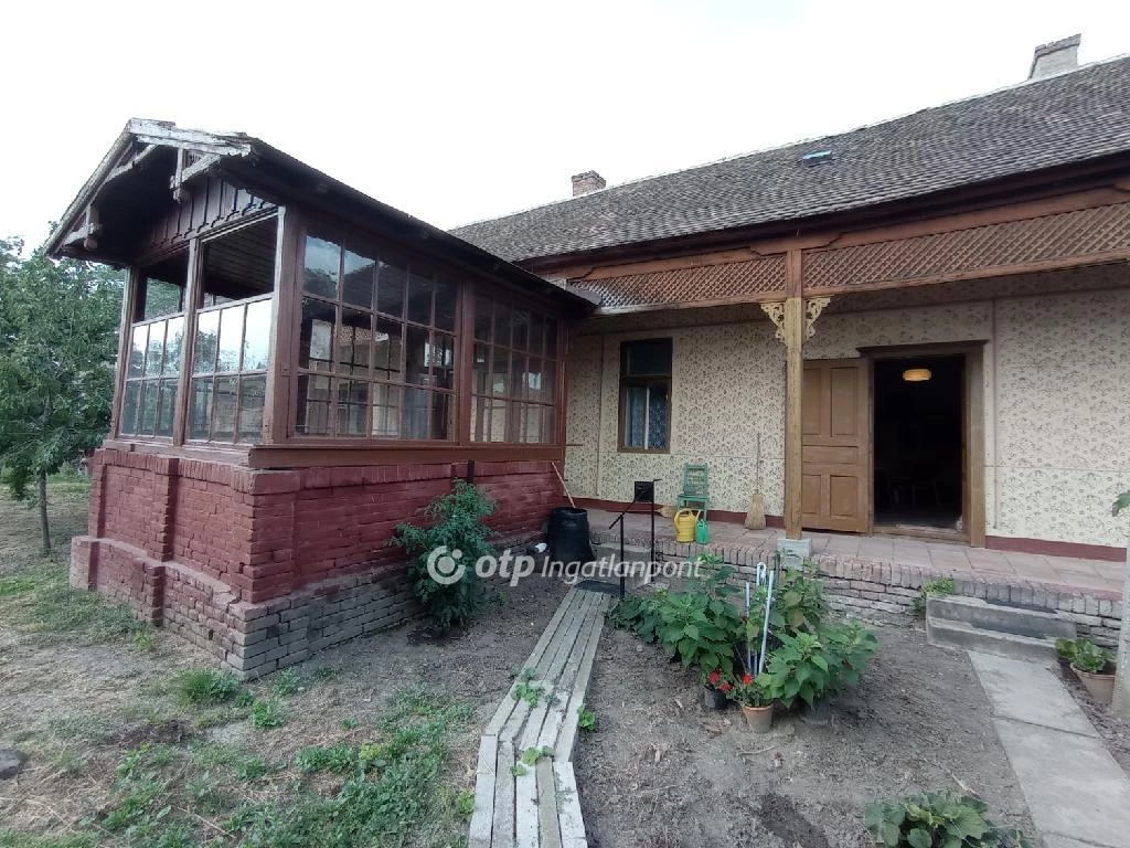 For sale house, Köröstarcsa