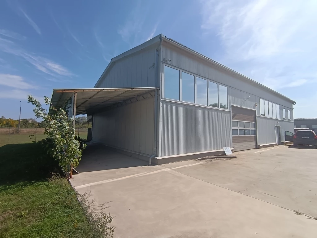 Eladó üzemcsarnok, Gyomaendrőd