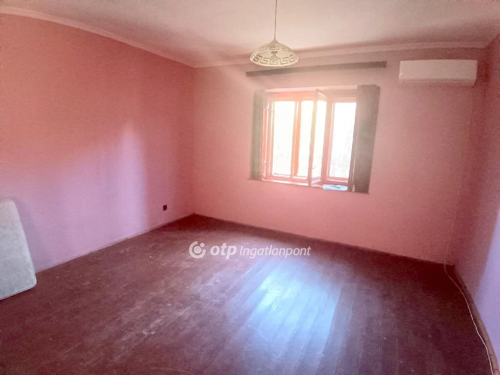 c3-1-name c2-1-name, Törökszentmiklós