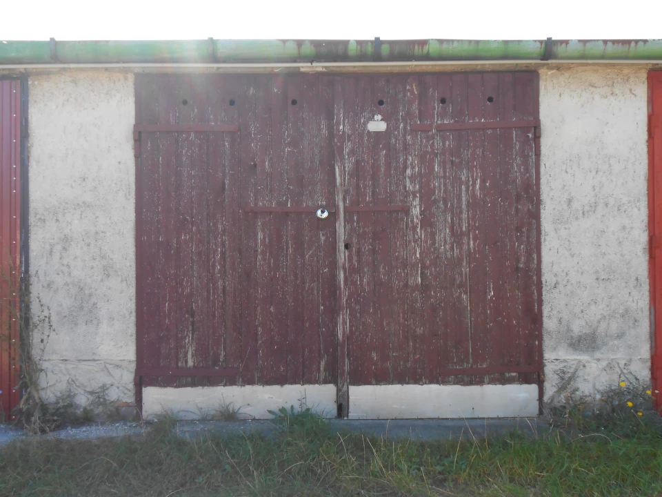 For sale detached garage, Győr, Kiskúti út 85