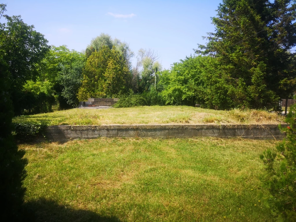 Eladó Telek, Balatonfenyves Úttörő 32.000.000 Ft