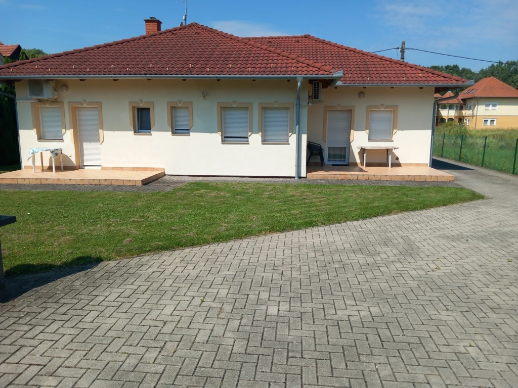 c3-1-name c2-1-name, Kehidakustány