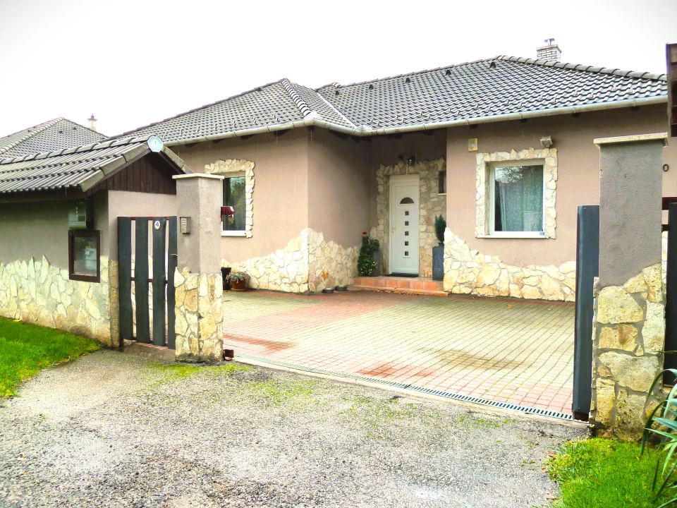 For sale house, Herceghalom