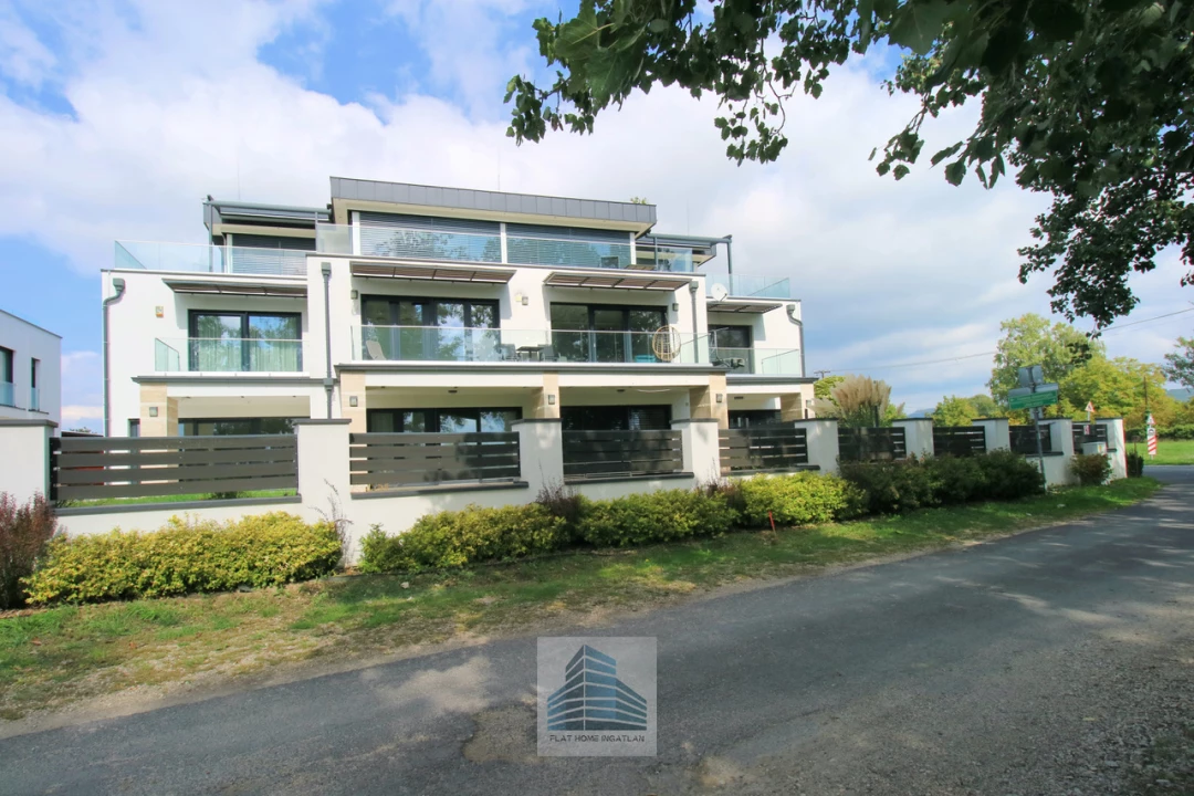 Kiadó téglalakás, Keszthely