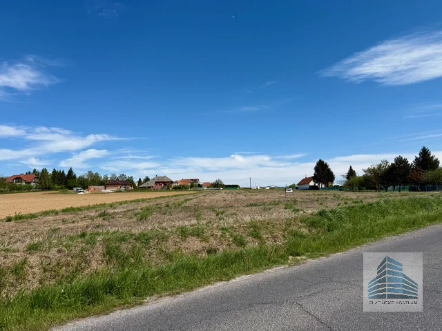 Eladó építési telek, Cserszegtomaj
