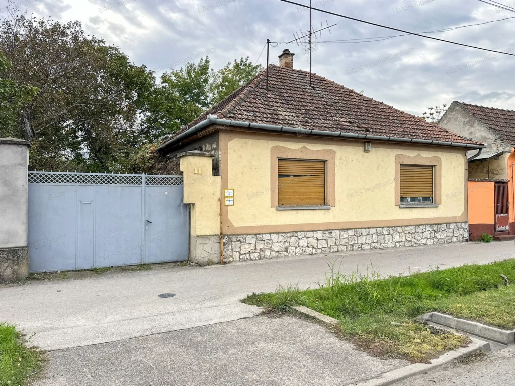 For sale house, Mélykút