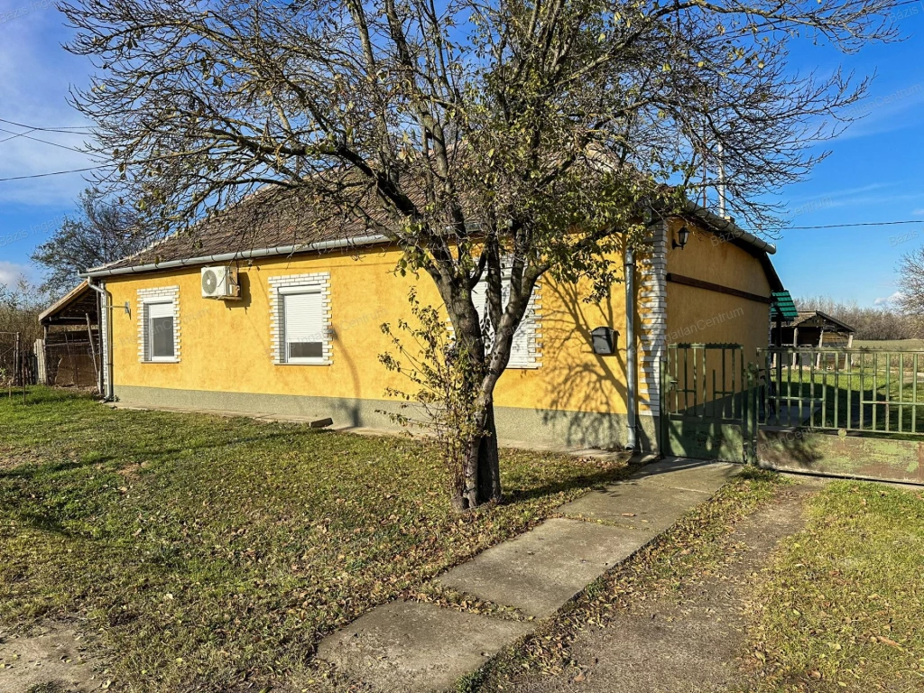 For sale house, Csikéria