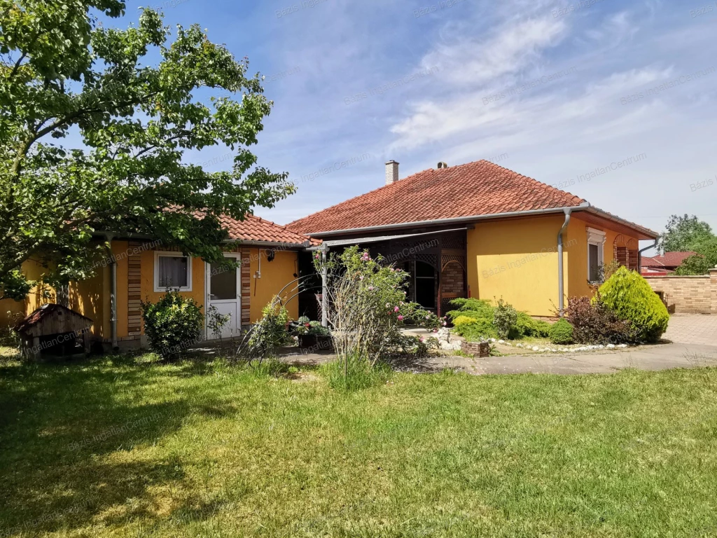 For sale house, Kiskunhalas, Alsóváros