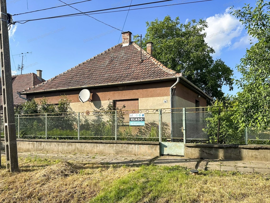 Bácsalmás, újvárosi részén, 107 nm-es családi ház eladó