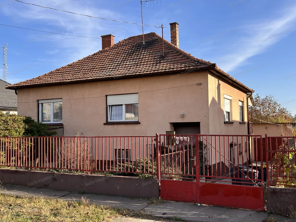 For sale house, Baja, Rókusváros