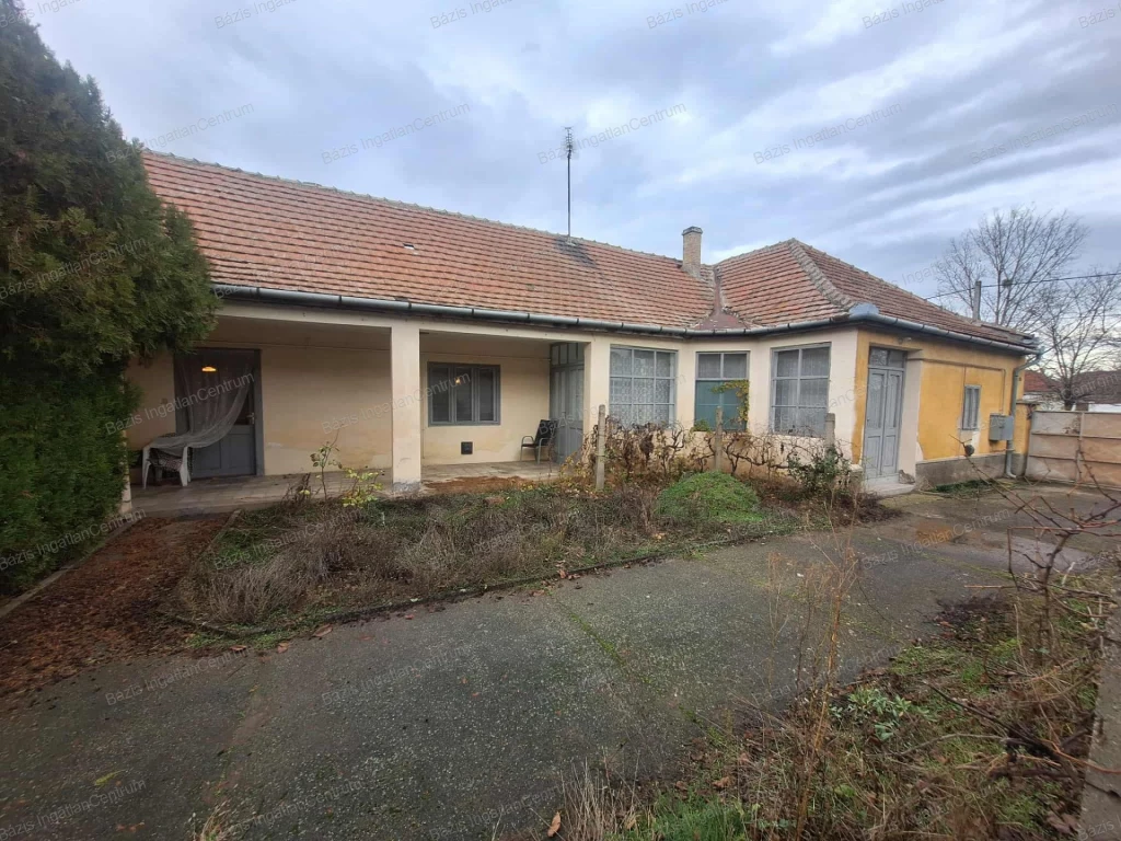 For sale house, Vaskút