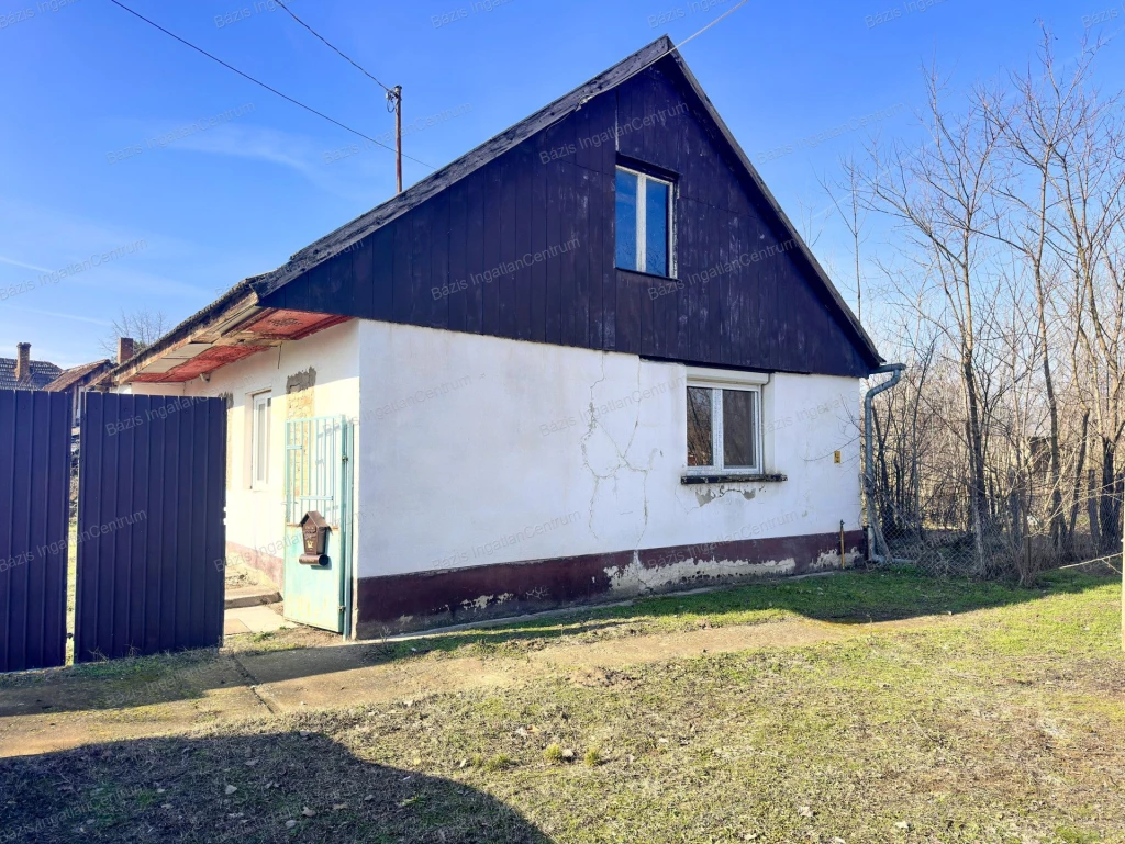For sale house, Mélykút