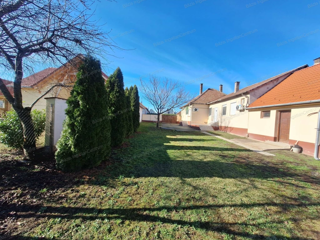 Nemesnádudvaron 158 m2-es családi ház eladó