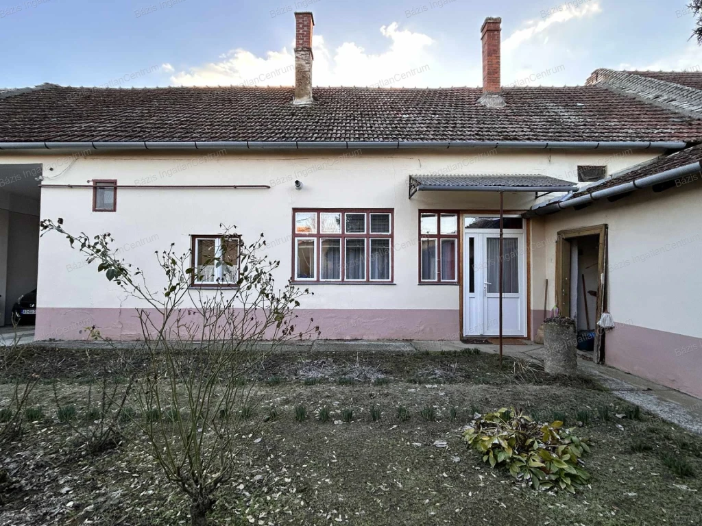 For sale house, Jánoshalma
