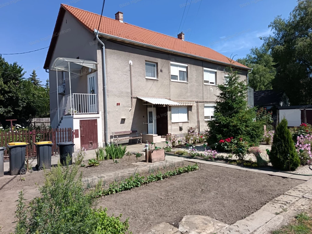 For sale brick flat, Kiskunhalas, Felsőváros