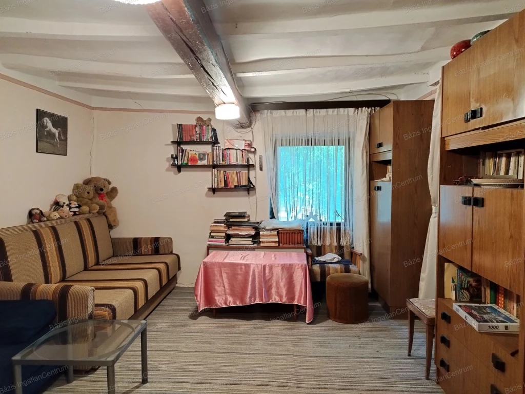 Soltvadkert külterületén tanya eladó 1.9 hektár területtel