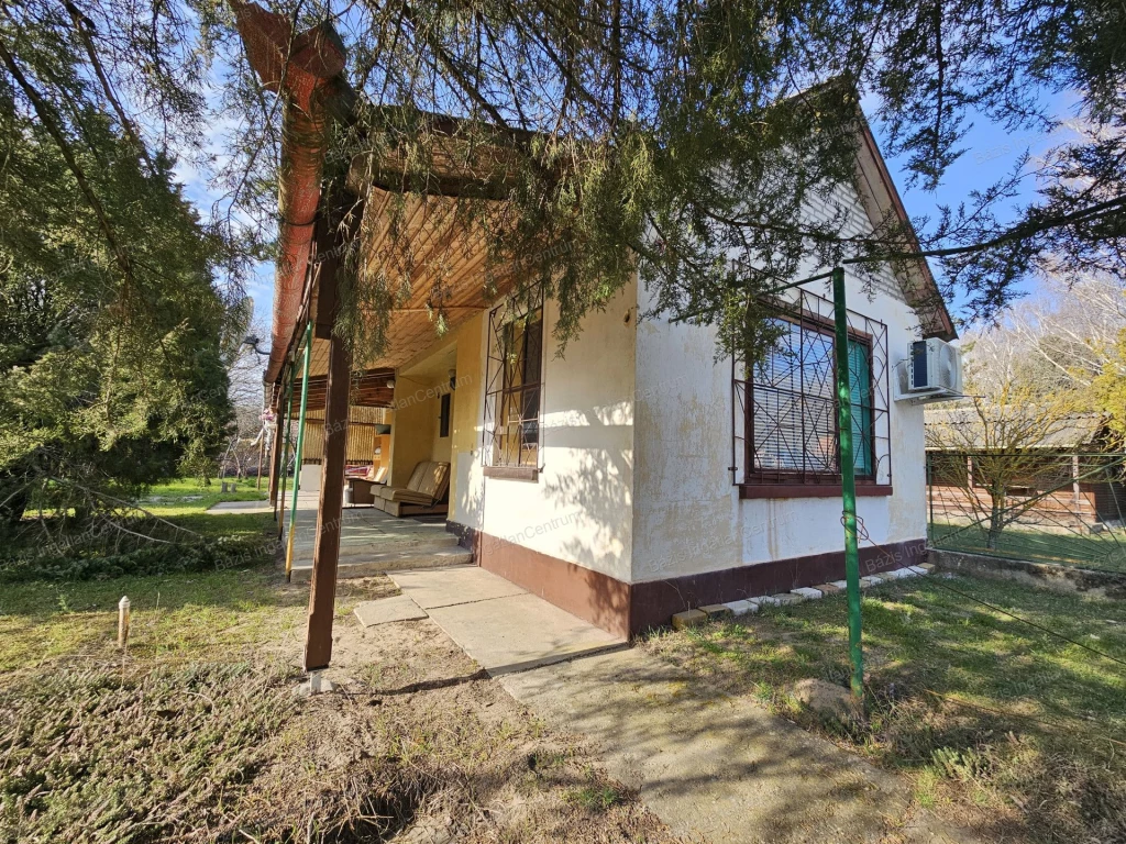 For sale holiday house, summer cottage, Kunfehértó, Üdülőterület