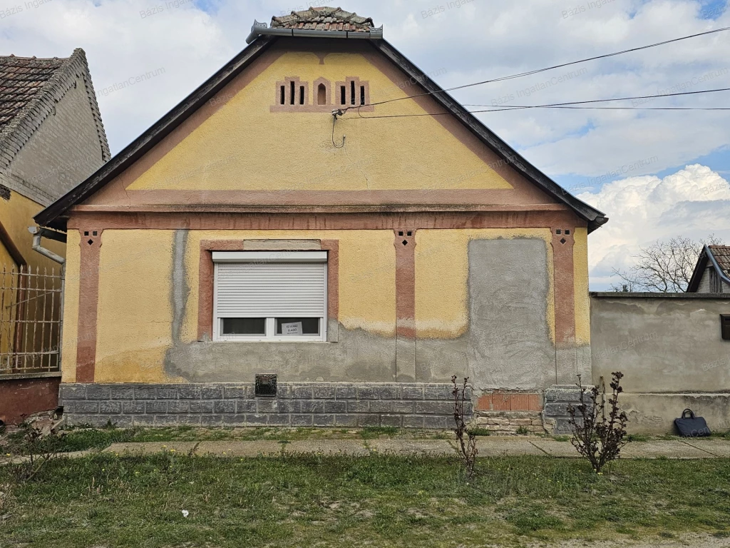 For sale house, Mélykút