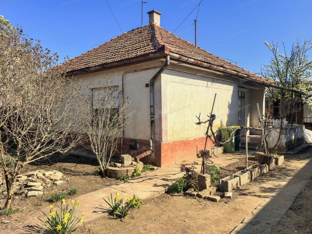 Mélykút, azonnal birtokba vehető, 68 nm-es családi ház eladó