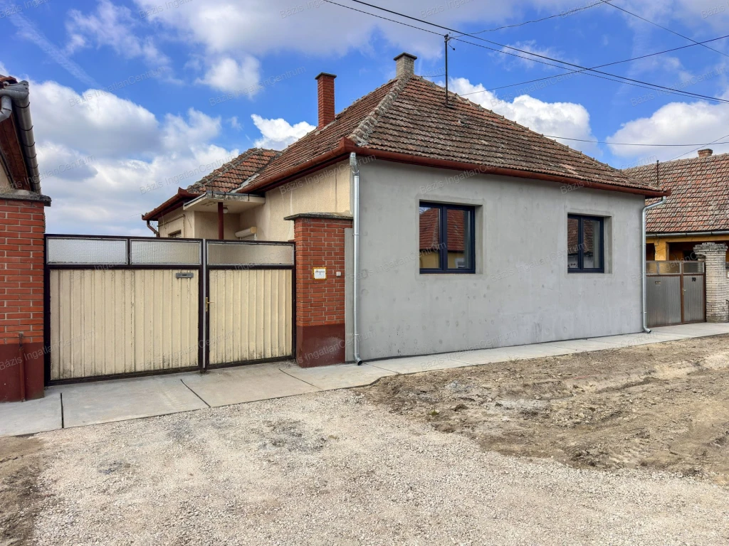Jánoshalma, 84 nm-es családi ház eladó