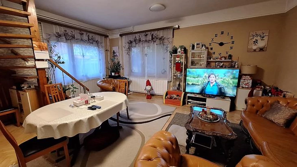 Eladó ikerház, Göd