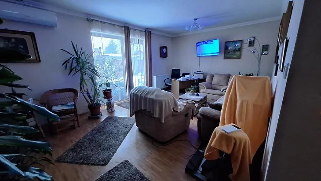 c3-1-name c2-2-name, Göd