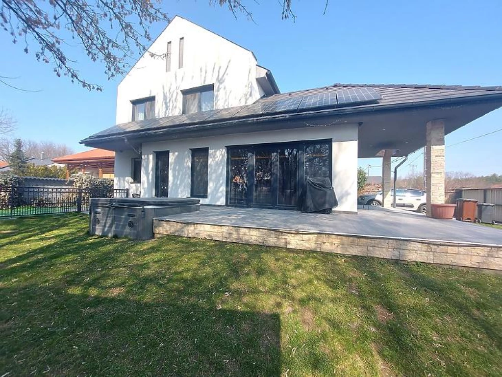 For sale semi-detached house, Göd