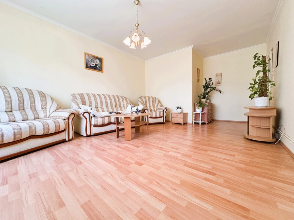 For sale panel flat, Békéscsaba, Belváros