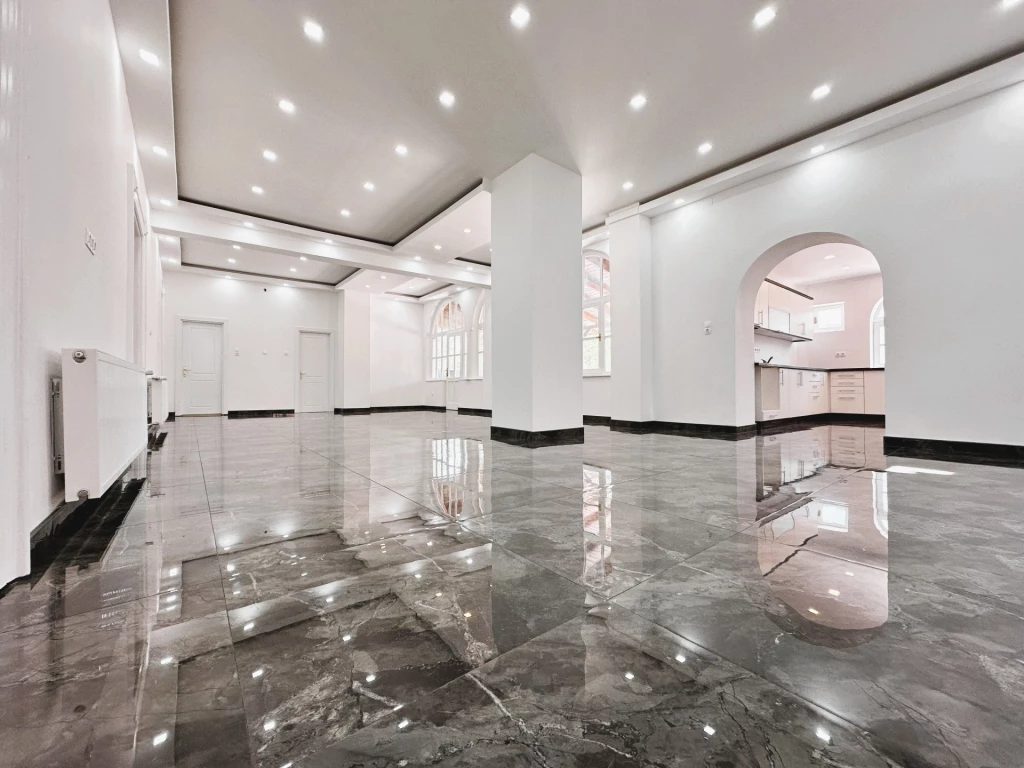 For sale house, Békéscsaba, 6. kerület