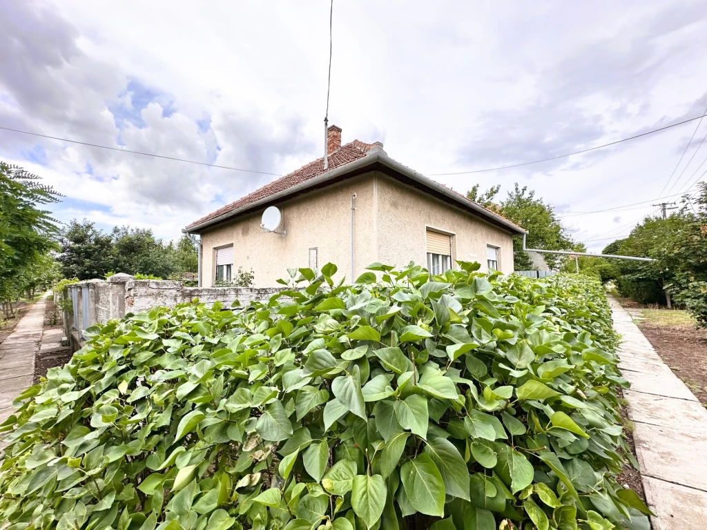 Eladó Ház, Sarkad 14.900.000 Ft