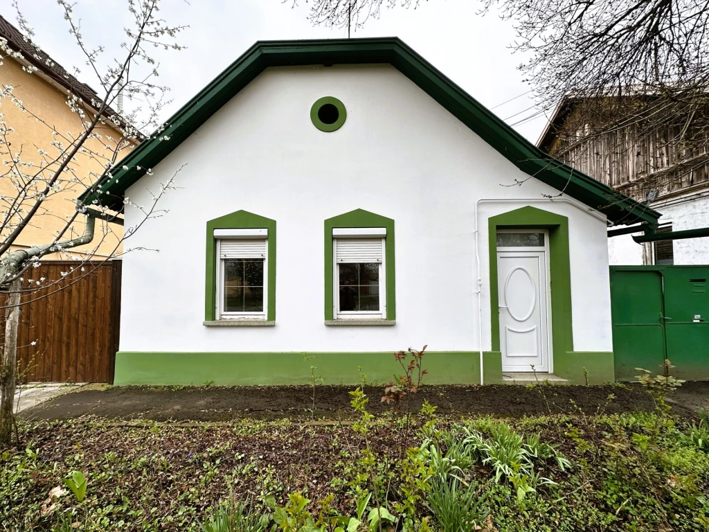 c3-1-name c2-5-name, Békéscsaba, Belvároshoz közel