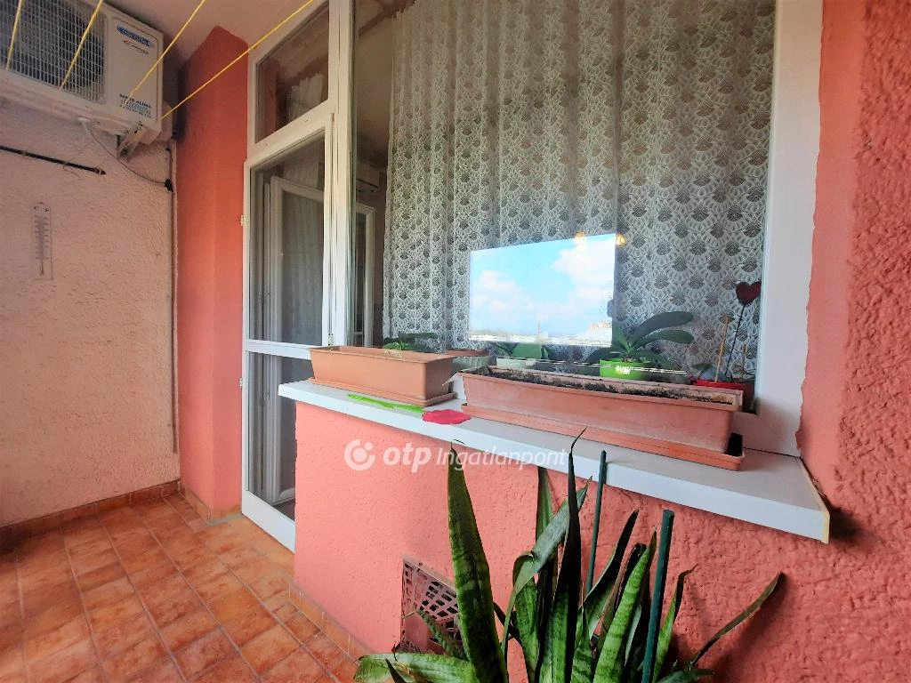 For sale brick flat, Szentes