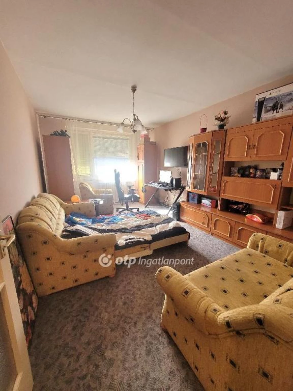 For sale panel flat, Mezőhegyes