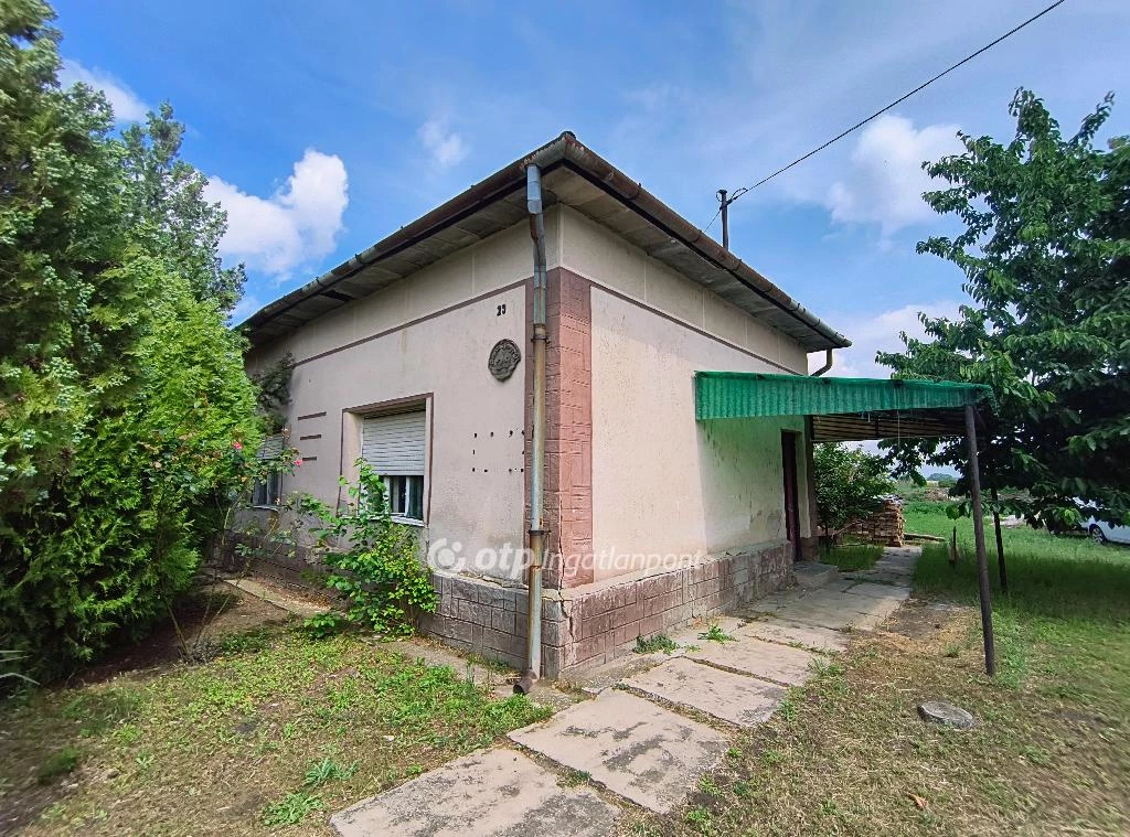 For sale house, Cserkeszőlő