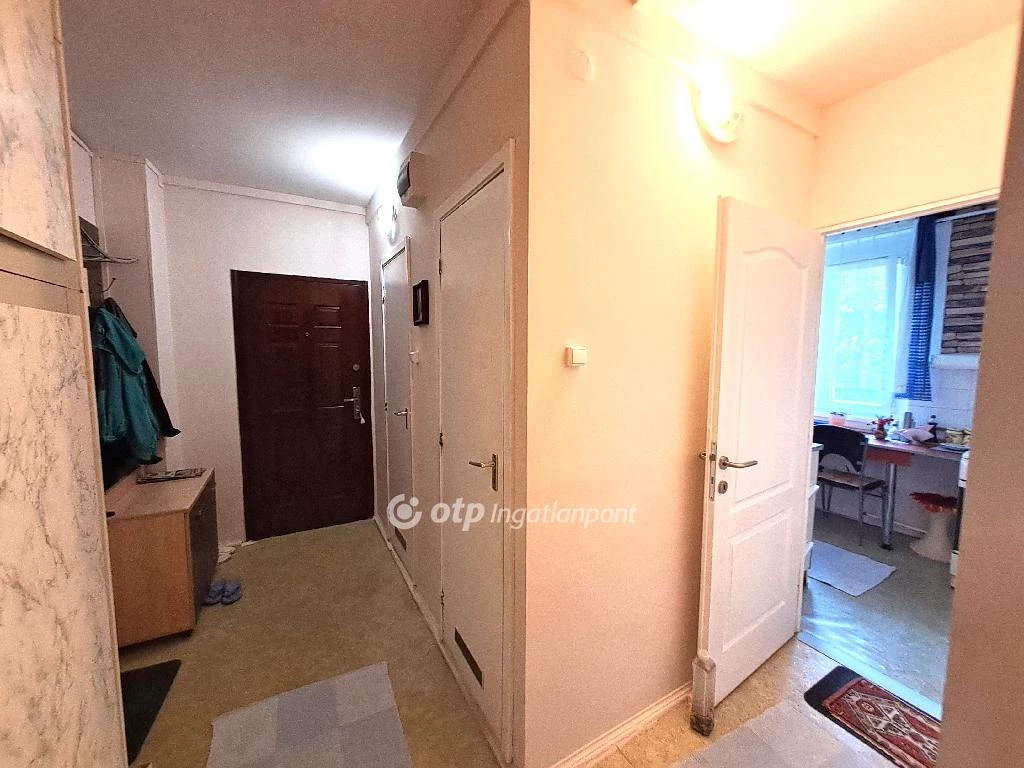 For sale panel flat, Szeged